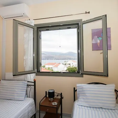 Charming In Kefalonia Island! リクスリオン