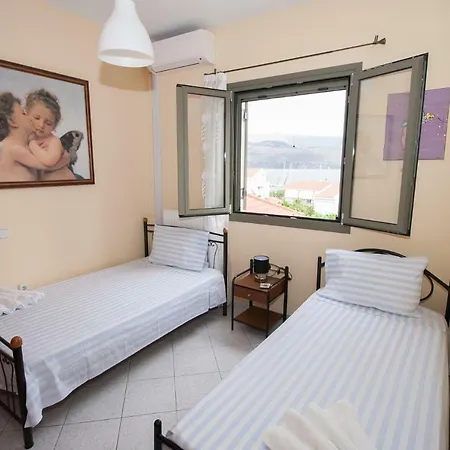 Charming In Kefalonia Island! アパート リクスリオン